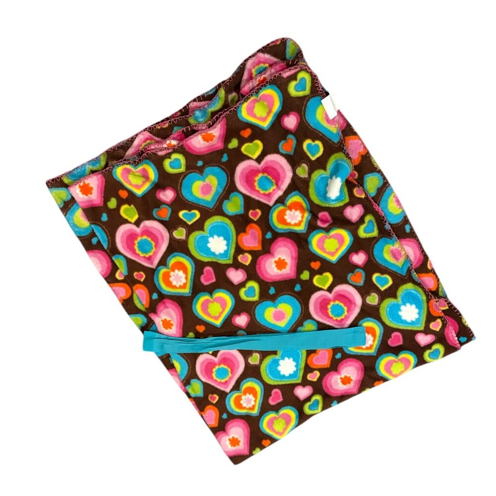 Heart Pattern Roll-Up Throw Blanket with Carry Strap